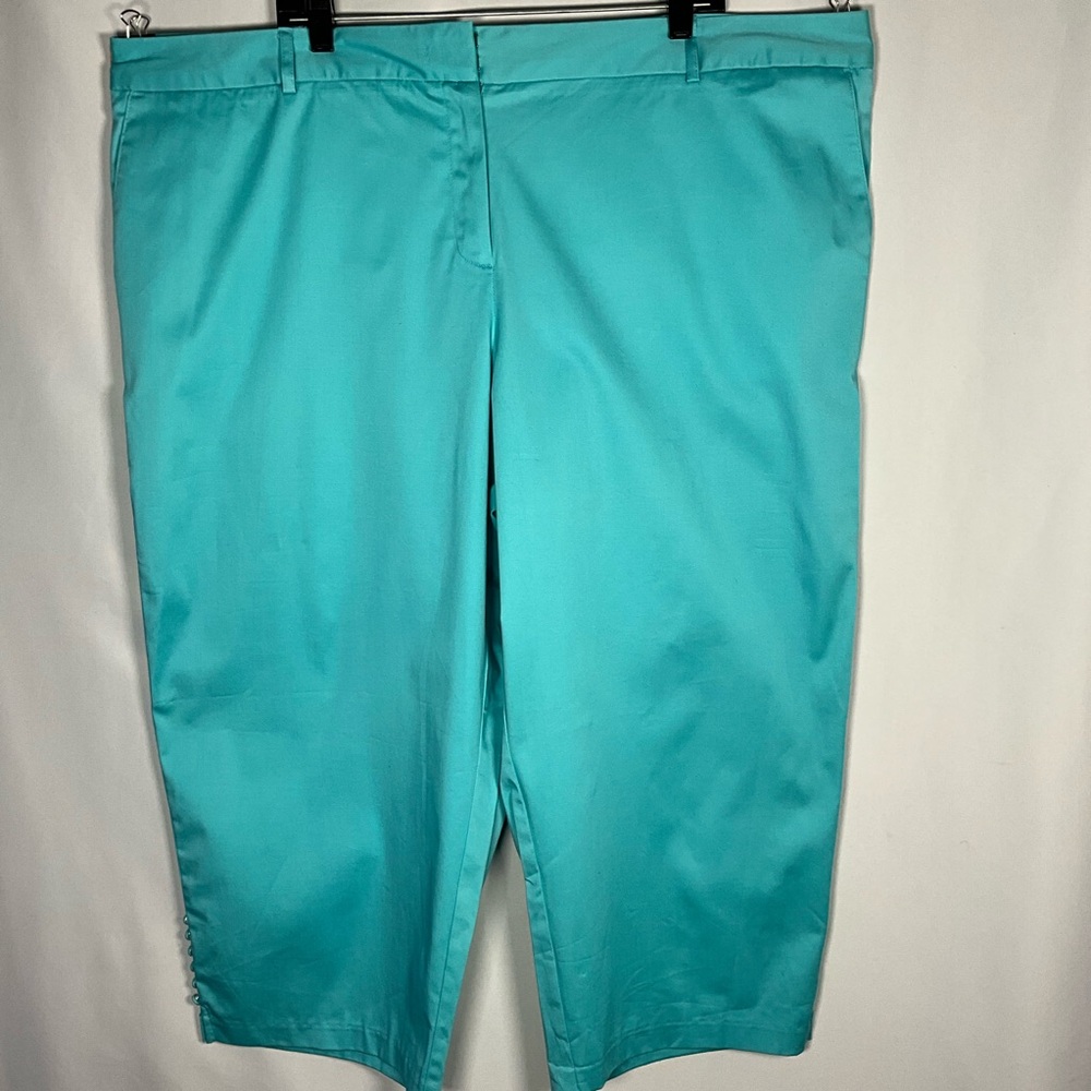 George Capri.s Size 24W Women's Aqua Capri’s Ankle Buttons
